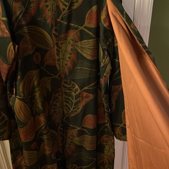 Salvatore Ferragamo St R Bronz floral fall trench fully lined never used - Picture 7 of 8